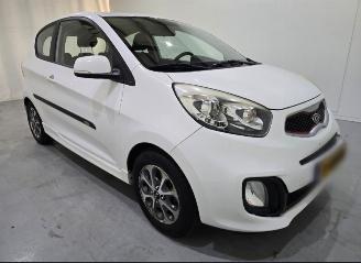 Unfallwagen Kia Picanto 1.2 CVVT Plus Pack NAP 2012/4