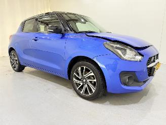 krockskadad bil auto Suzuki Swift HB 1.2 Dualjet Hybrid Style Navi 2021/3