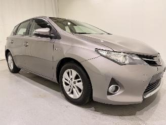 skadebil auto Toyota Auris HB 1.8 Hybrid Comfort 2014/8
