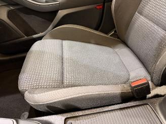 Ford Focus Wagon 1.0 EcoBoost Trend Edition picture 33