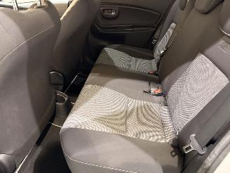 Toyota Yaris HB 1.5VVT-i HEV Y20 Automaat picture 43