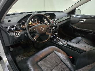 Mercedes E-klasse 200 CGI Avantgarde AUT 135Kw Bjr.2011 picture 7