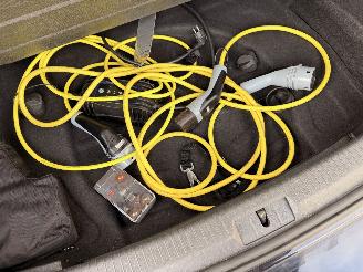 Volkswagen Golf VII e-Golf Limited 100kW picture 16