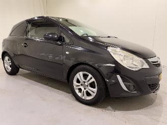 Vaurioauto  passenger cars Opel Corsa 1.3 CDTI Anniversary Edition Navi 2012/3