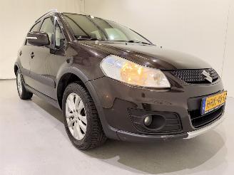 Schadeauto Suzuki SX4 1.6 VVT Executive Clima 2012/10