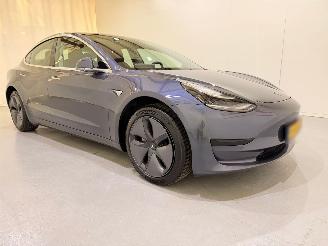 Tesla Model 3 Standard Range Plus 225kW picture 1