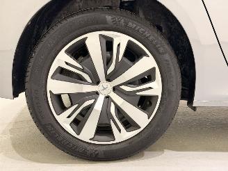 Peugeot 208 1.2 PureTech 100 Active Automaat picture 21