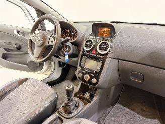 Opel Corsa HB 1.4 Cosmo Navi/Clima/NAP picture 7