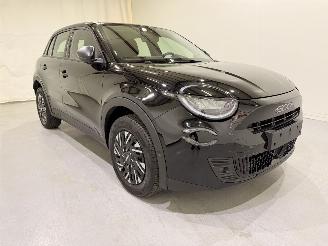 uszkodzony samochody osobowe Fiat 600 1.2 Hybrid 100/110ps DCT6 Clima/Apple 2025/3