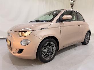 Fiat 500 500-e Icon 42kWh Carplay/Clima picture 23