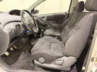 Toyota Yaris 1.5 VVT-i T-Sport Airco picture 21