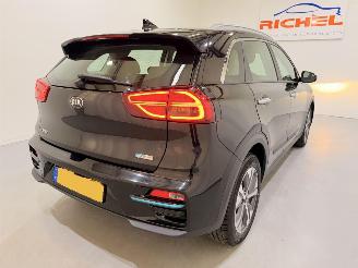 Kia e-Niro 64kWh DynamicLine Aut picture 34