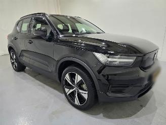 krockskadad bil auto Volvo XC40 Recharge Twin Plus AWD 300Kw 408pk Bjr.2021 2021/12