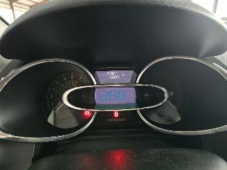 Renault Clio Estate 0.9 TCe Night&Day 66kw Bjr.2014 picture 26