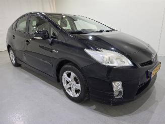 Vaurioauto  passenger cars Toyota Prius 1.8 Hybrid Comfort 100Kw Bjr.2010 2010/8