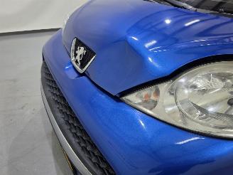 Peugeot 107 1.0-12V XR 3.Drs Bjr.2009 picture 7