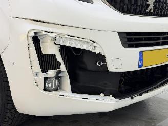 Peugeot Expert DC 2.0 BlueHDI 120 Premium 6-seats picture 23