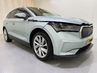 damaged passenger cars Skoda Enyaq IV 80 EV Sportline Automaat 2022/8