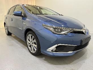 Damaged car Toyota Auris HB 1.8 Hybrid Dynamic Aut. 2016/6