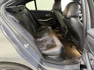 BMW 3-serie 330e M Sport Aut8 picture 17