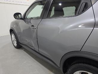 Nissan Juke 1.6 Tekna 5drs 86Kw Bjr.2010 picture 10