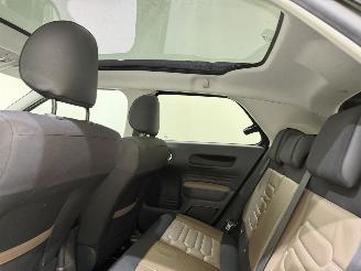 Citroën C4 cactus 1.6 Blue HDI 100 Shine Pano/Navi picture 12
