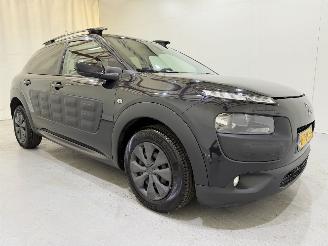uszkodzony samochody osobowe Citroën C4 cactus 1.6 Blue HDI 100 Shine Pano/Navi 2015/12