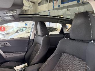 Toyota Auris HB 1.8 Hybrid Lease Pro Pano/Clima picture 18