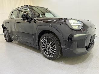 Unfallwagen Mini Aceman SE Essential Electric 2024/12