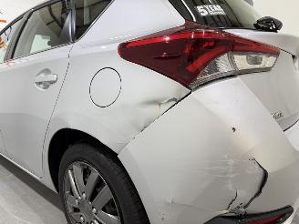 Toyota Auris HB 1.8 Hybrid Comfort Dynamic picture 16