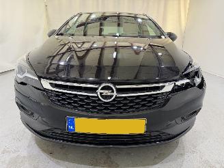 Opel Astra HB 1.6 CDTi Innovation picture 2