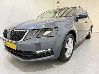 Skoda Octavia Combi 1.5 TSI Style Aut7 picture 3