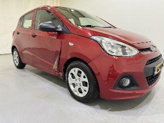 uszkodzony samochody osobowe Hyundai I-10 1.0i i-Drive Airco 2014/5