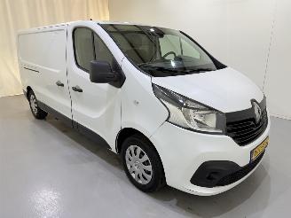 krockskadad bil bedrijf Renault Trafic 1.6 dCi 125 L2 Work Edition Navi 2019/12