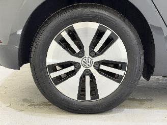 Volkswagen Golf e-Golf E-DITION Aut. picture 19