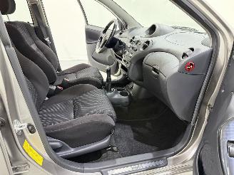 Toyota Yaris HB 1.5 VVT-i T Sport picture 27