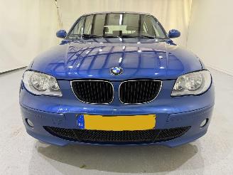 BMW 1-serie HB 118i Executive picture 2