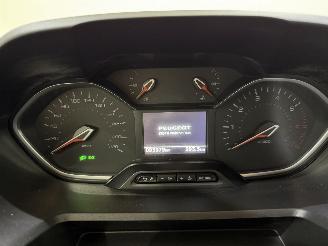 Peugeot Rifter MPV 1.2 PureTech 110 Style picture 12