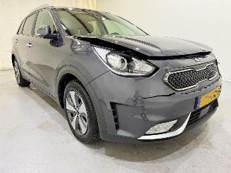 krockskadad bil auto Kia Niro 1.6 Hybrid HEV BusinessLine 2018/10