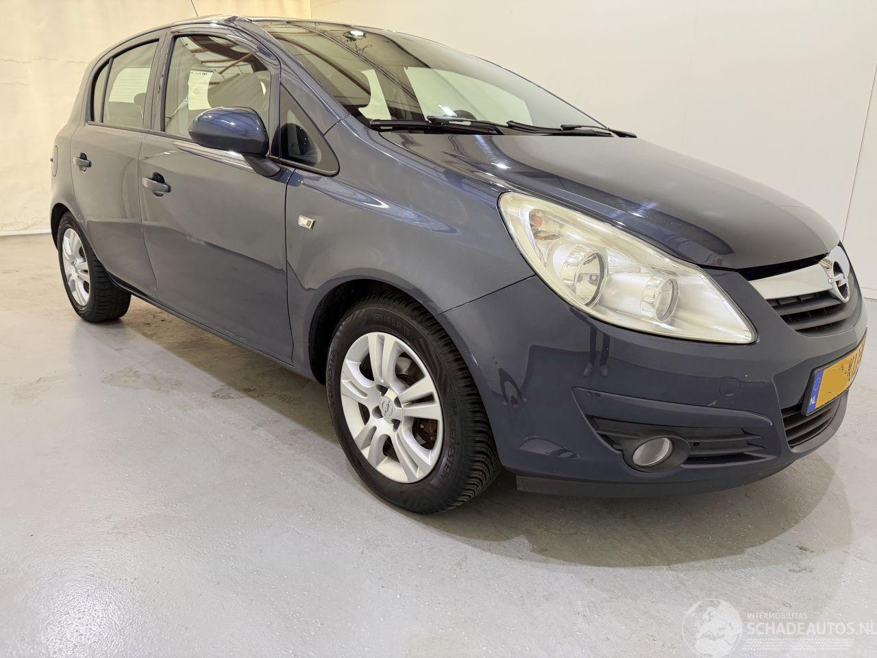 Opel Corsa HB 1.4-16V Enjoy NAP