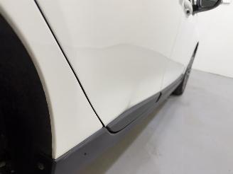 Peugeot 2008 1.2 PureTech 110 Allure picture 9