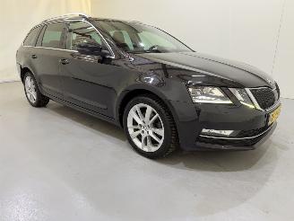 Damaged car Skoda Octavia Combi 1.0 TSI Style Business Automaat 2018/2
