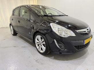 Auto incidentate Opel Corsa HB 1.4 Cosmo Navi/Airco 2011/4
