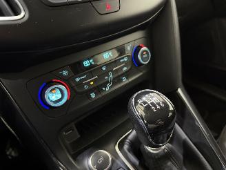 Ford Focus HB 1.5 EcoBoost Titanium picture 30