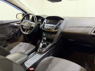 Ford Focus HB 1.5 EcoBoost Titanium picture 21