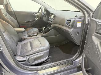 Hyundai Ioniq 1.6 GDI HEV Aut. Navi/Clima picture 7
