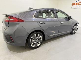 Hyundai Ioniq 1.6 GDI HEV Aut. Navi/Clima picture 41
