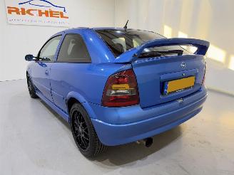 Opel Astra 2.0-16V OPC picture 36