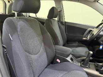 Toyota Rav-4 2,0 VVTi Linea Sol 4WD Clima picture 29