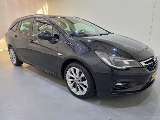 škoda osobní automobily Opel Astra SPORTS TOURER 1.0 Innovation 77Kw Bjr.2016 2016/6